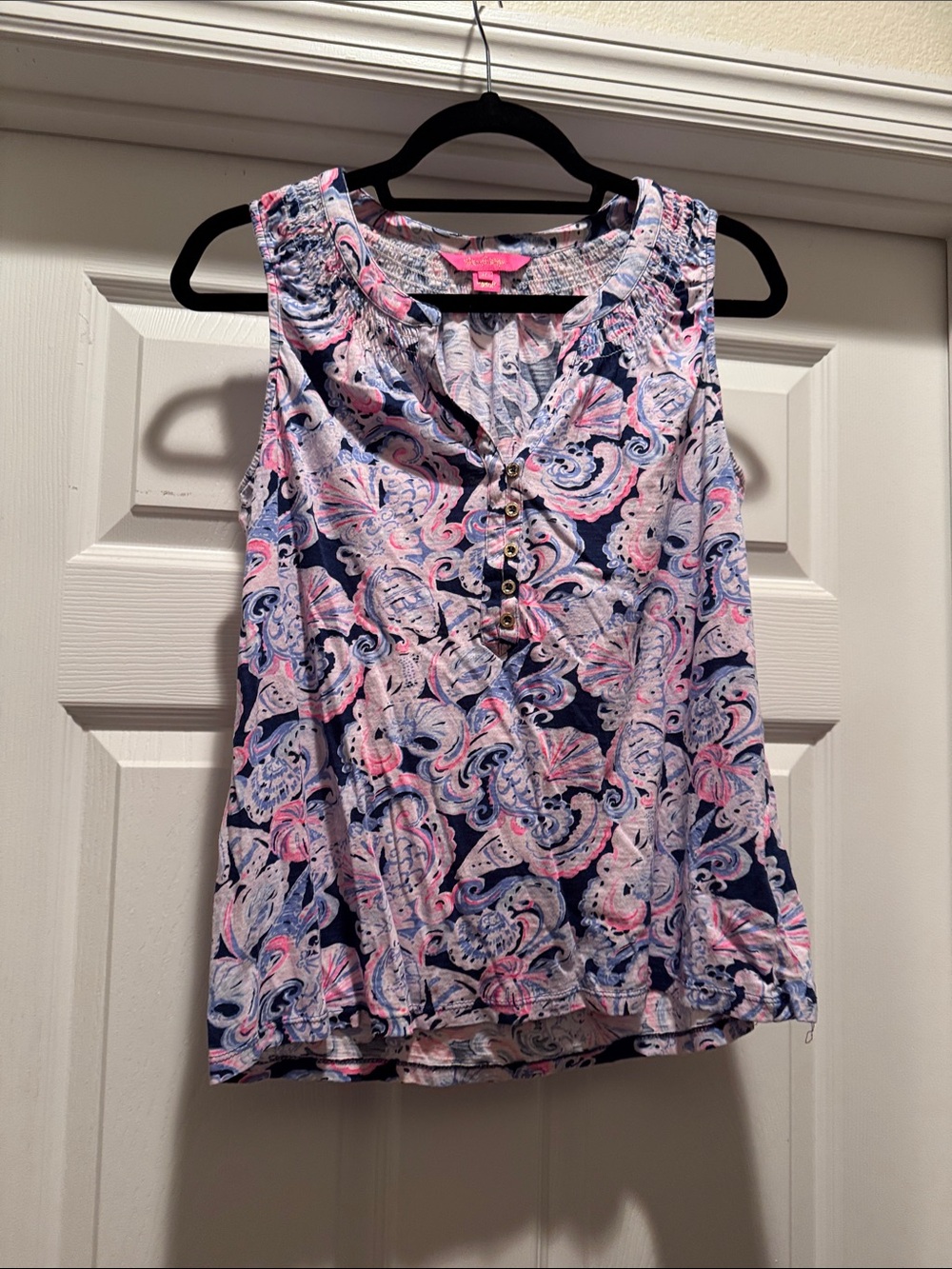 Lilly Pulitzer Sleeveless Paisley Print Shell Top - size Medium